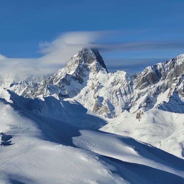 Ski de rando Grand-Saint-Bernard – Itinéraire de 3 jours entre Suisse et Italie